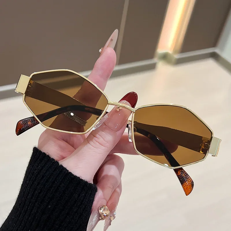 Metal Photo Panel - Lunettes de soleil polygonales pour femmes,